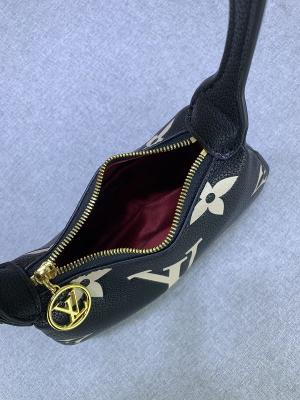 3 Color M82391 Woman Handbag 20.5 X 11.0 X 5.0Cm