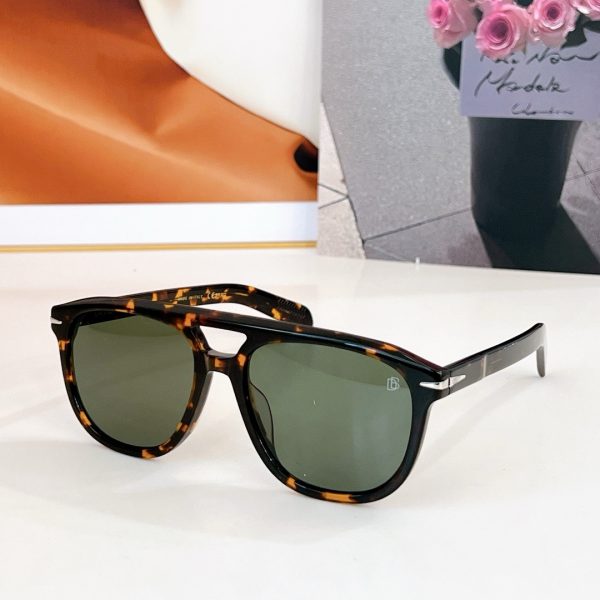 DAVID BECKHA* Eyewear SIZE: 56-17-145