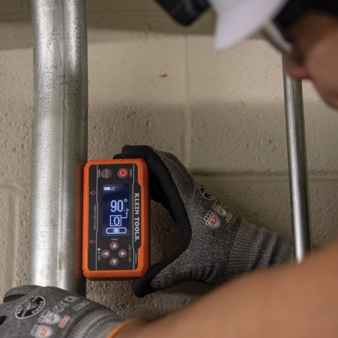 Klein Tools 935DAGL Digital Level Angle Finder with Programmable Angles, Measures 0 - 90 and 0 - 180 Degree or Dual Axis Bullseye Ranges - Image 5
