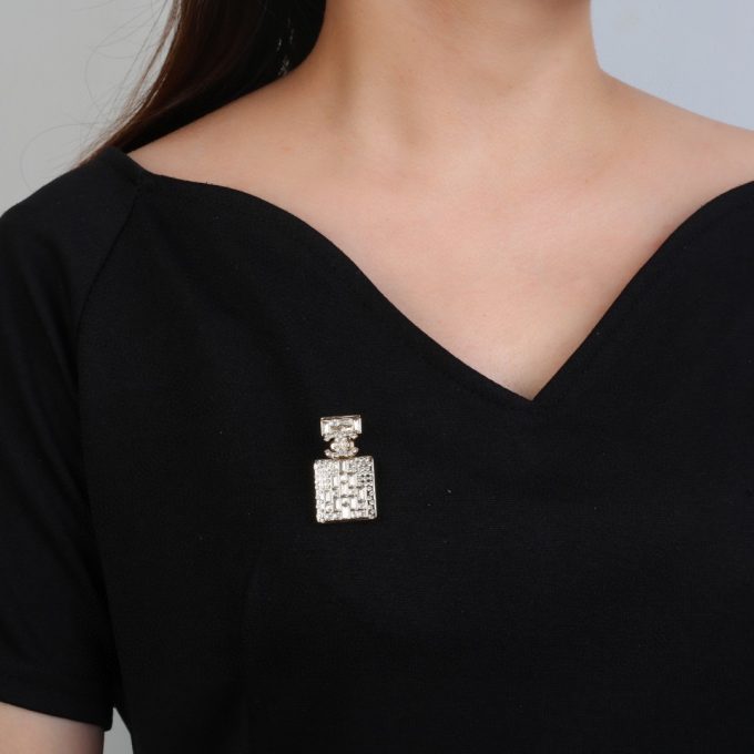 CC new arrival brooch 021 - Image 8