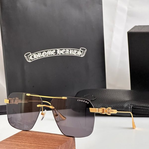 CHROM* HEARTS Eyewear SIZE: