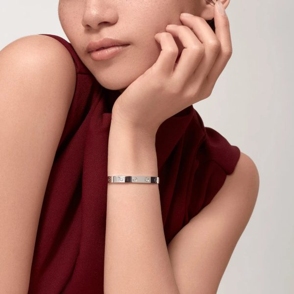 car The London Love Bracelet Adjustable Model-6mm Width
