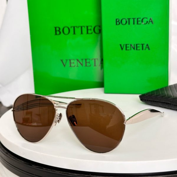 BOTTEG* VENE*A Eyewear SIZE: 64-13-135