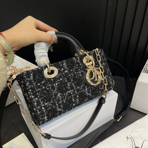 Lady D-joy new arrival bag size: 22*5*12cm