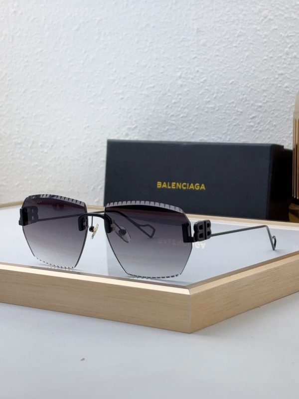 BALE**IAGA Eyewear SIZE: 62-15-140