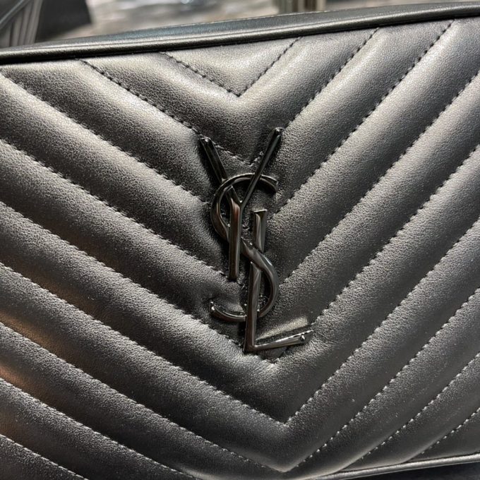 Y Lou Camera Bag Black With Metal Hardware - Image 4
