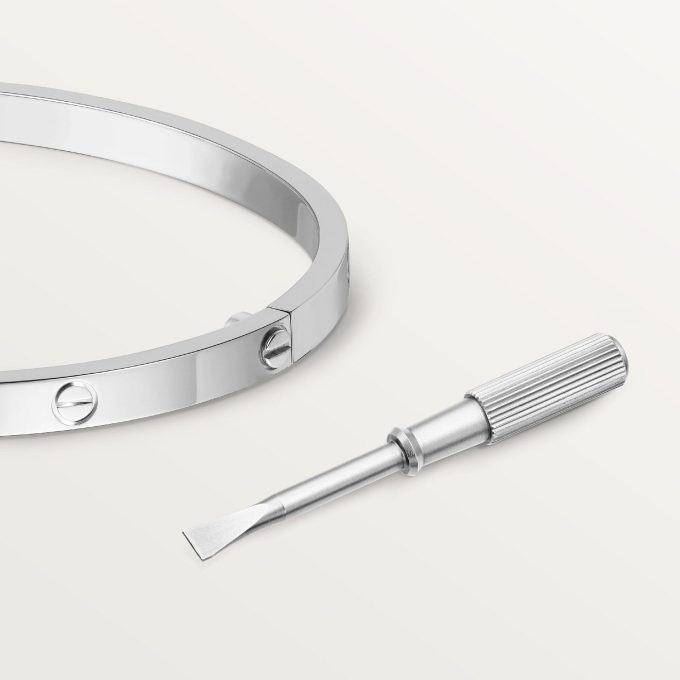 car The London Love Bracelet With 4 Diamonds Small Model-4mm Width - Image 17