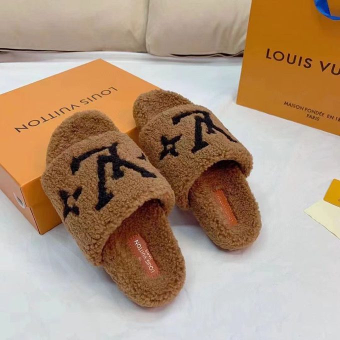 Lamb Wool Slippers - Image 6