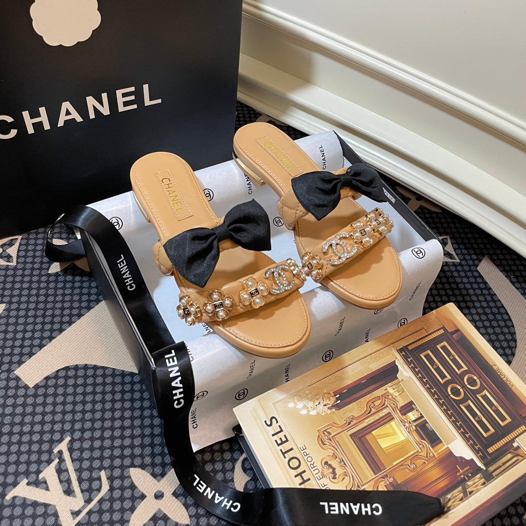 Pearl Gem Bow Flat Slippers - Image 4