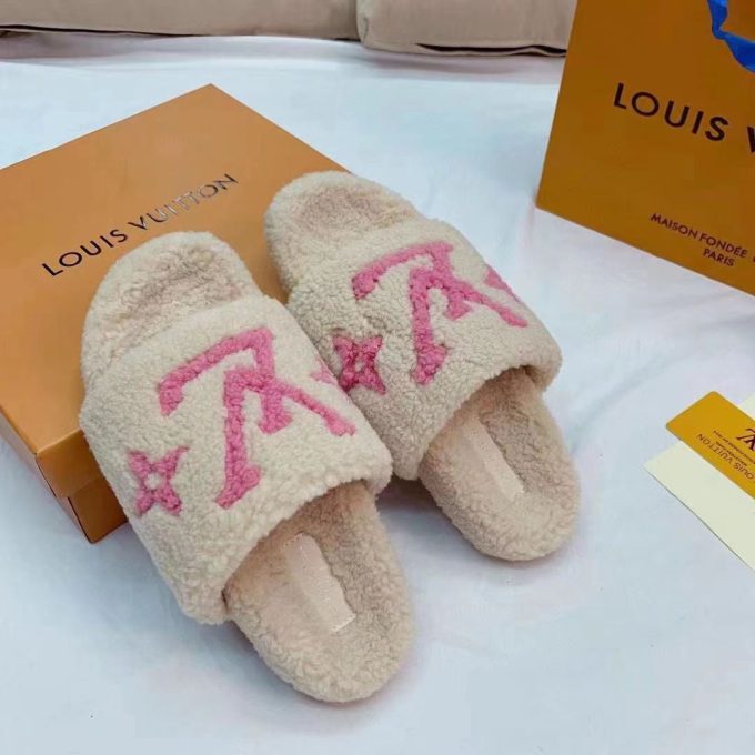 Lamb Wool Slippers - Image 4