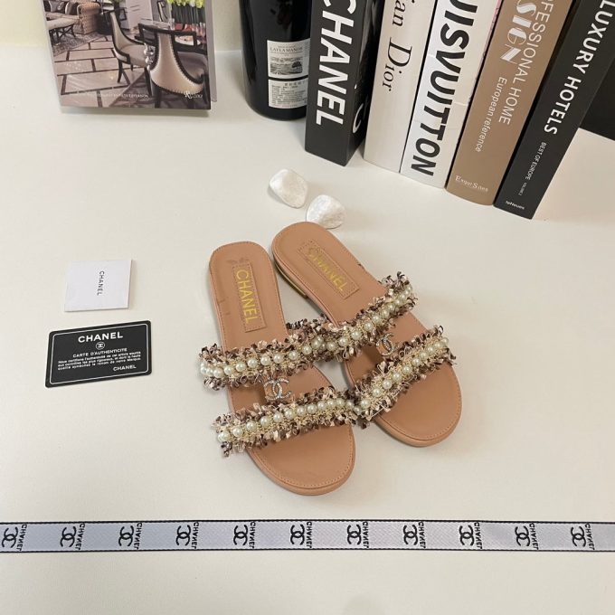 Elegant Double Strap Pearl Flat Slippers - Image 4