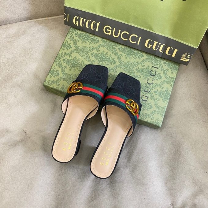 Vintage Embossed Block Heel Sandals - Image 7