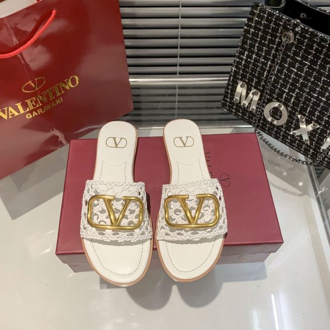 Cutout Flat Slippers - Image 7