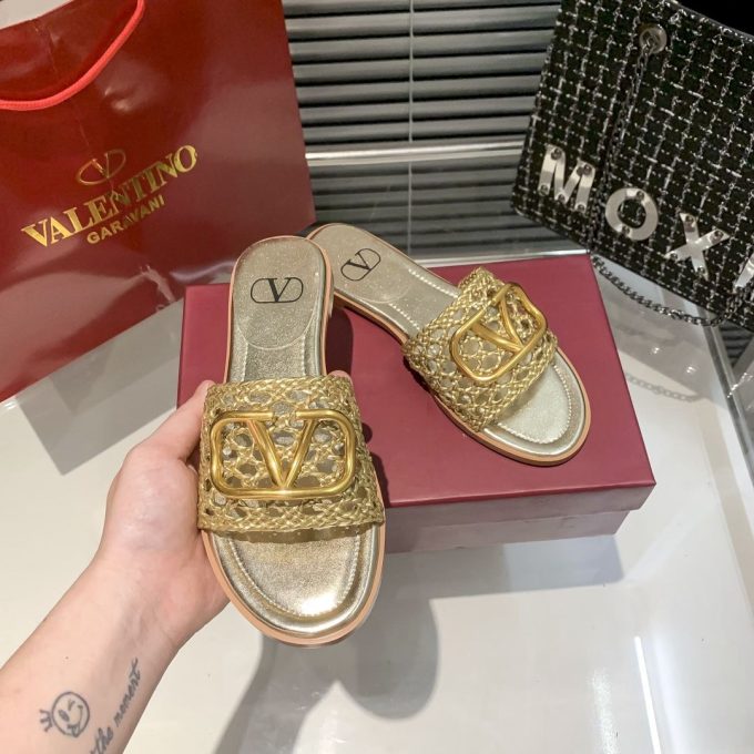 Cutout Flat Slippers - Image 6