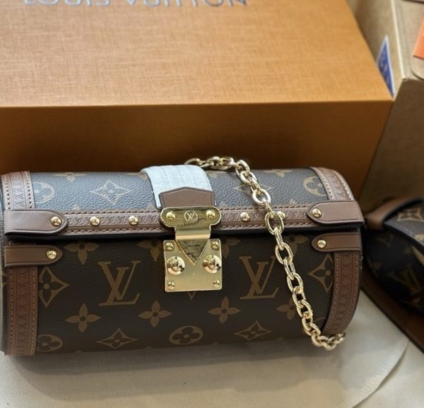 L Papillon Trunk