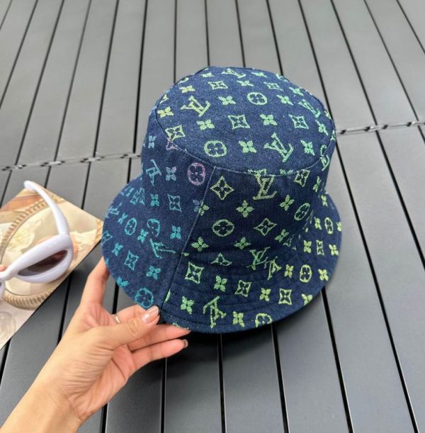 L Hat 02