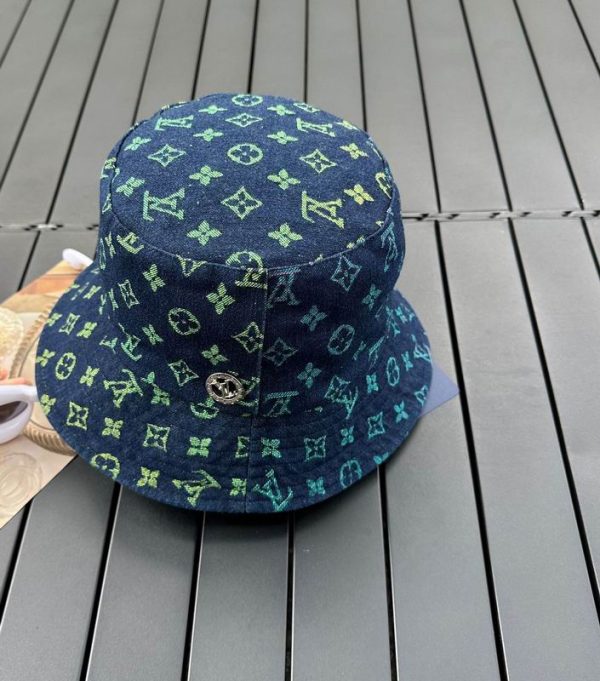 L Hat 02