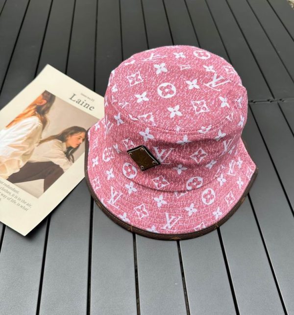 L Hat 03