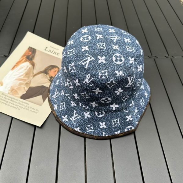 L Hat 03