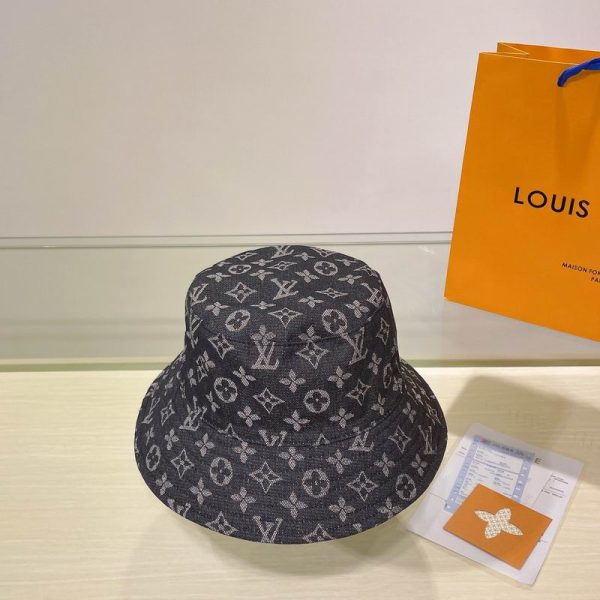 L Hat 18