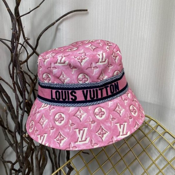 L hat 010803
