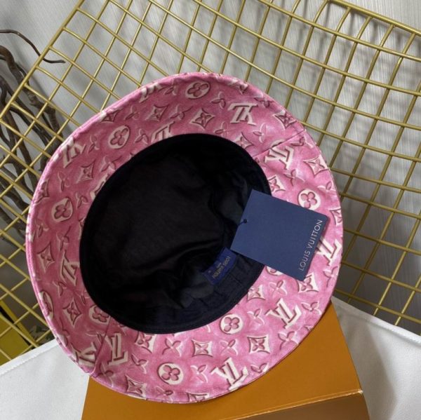 L hat 010803