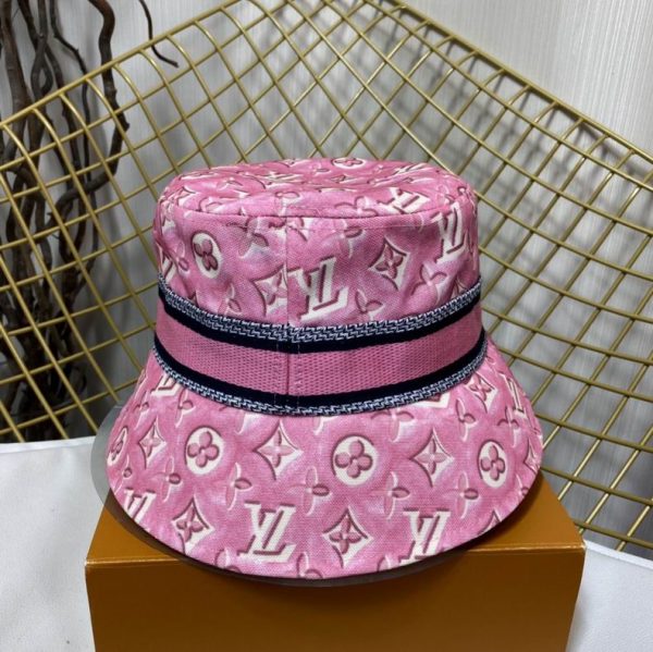 L hat 010803