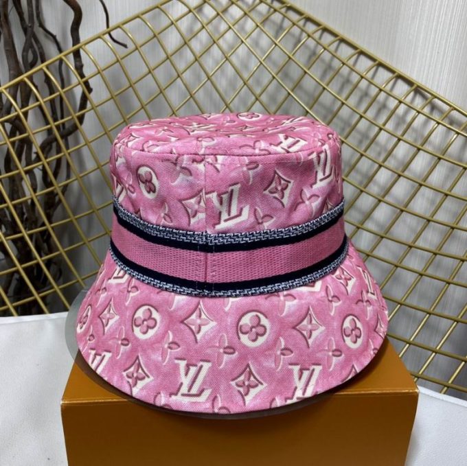 L hat 010803 - Image 17