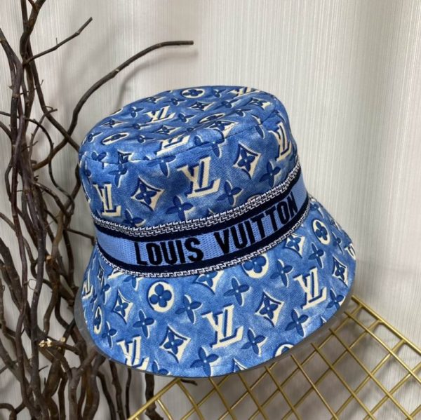 L hat 010803