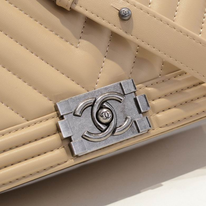 CHEVRON BOY CC HANDBAG - Image 7