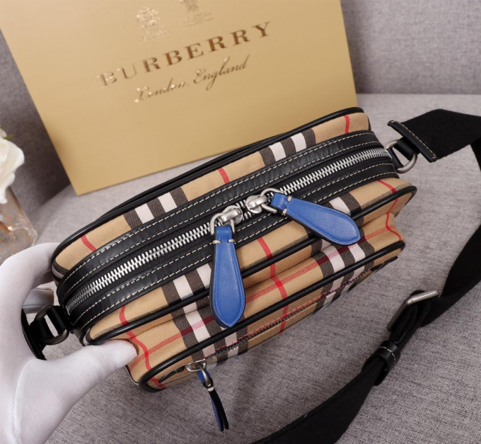 BB 40743481 Men Vintage Check and Leather Crossbody Bag Blue - Image 7