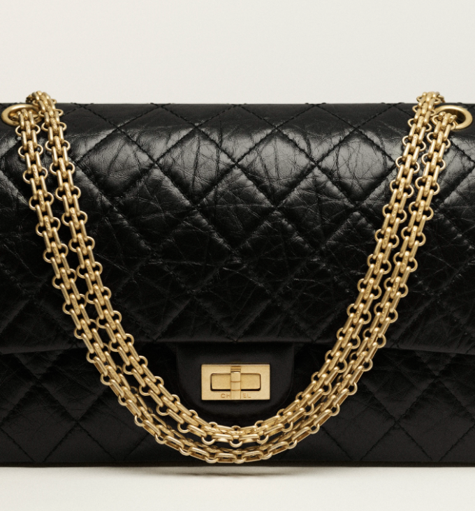 CC LARGE 2.55 HANDBAG Aged Calfskin & Gold-Tone Metal size: 7.61 × 10.92 × 2.93 in (19.5 × 28 × 7.5 cm) - Image 3