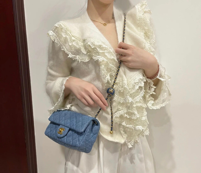 CC Flap Bag CF BAG SIZE: 20 cm - Image 2