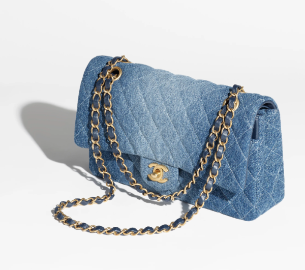 CC CLASSIC 11.12 HANDBAG Washed Denim & Gold-Tone Metal Blue size: 15.5 ?? 25.5 ?? 6.5 cm