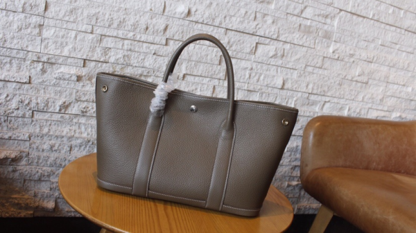 Her new arrival Garden party bag