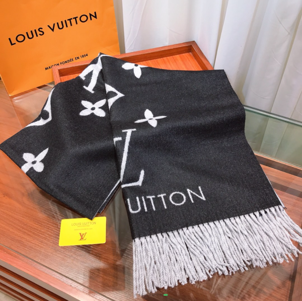 Louis new arrival scarf size: 180*65 cm 004