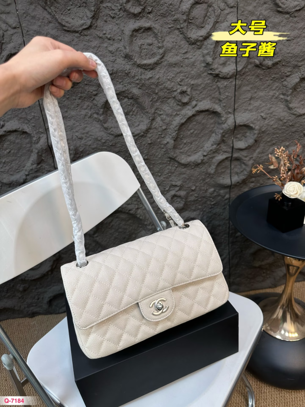Cc new arrival cf caviar leather bag size: 25* 15 cm