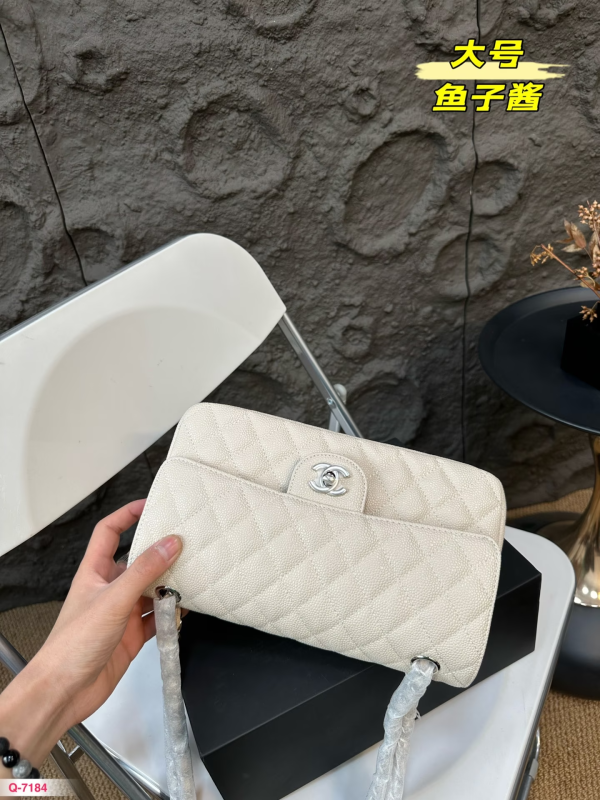Cc new arrival cf caviar leather bag size: 25* 15 cm
