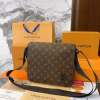 L new arrival district crossbody bag men and women size: 26*23*7 cm