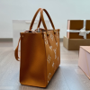 Louis new arrival MM onthego bag size; 34*27 cm