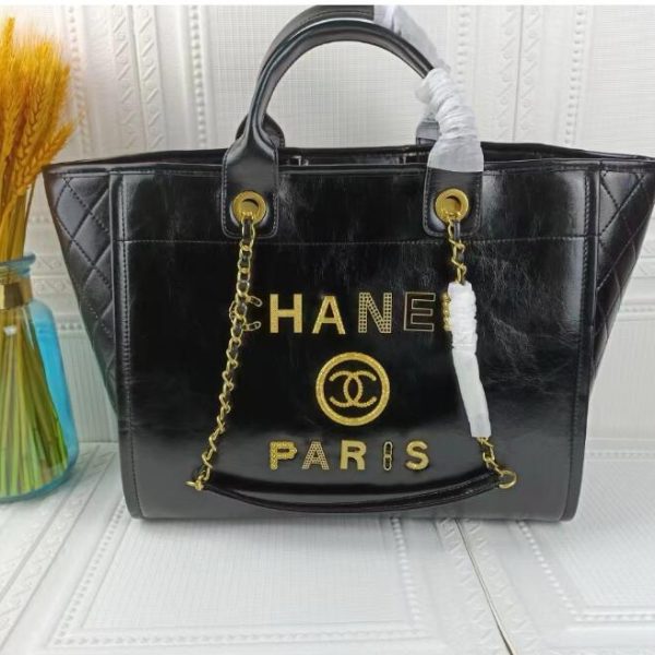 cc Calfskin Charms Medium Deauville Tote Black