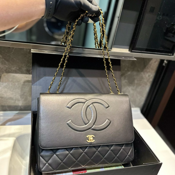 Cc new arrival Pharrell bag size: 34*23 cm