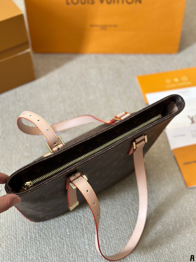 louis new arrival 24F Retiro tote bag size: 33*30 cm - Image 9
