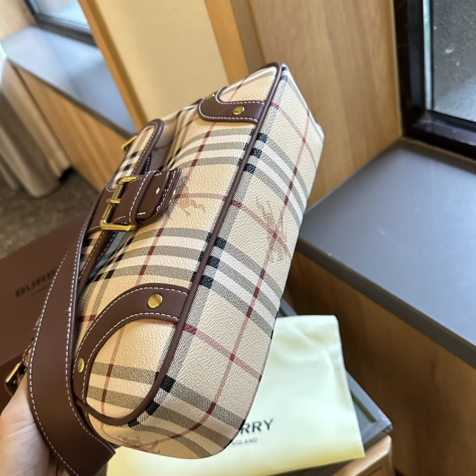 BB new arrival hobo bag size:29*17 cm - Image 6