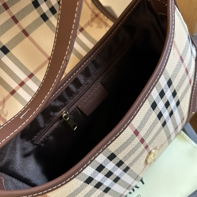 BB new arrival hobo bag size:29*17 cm - Image 7