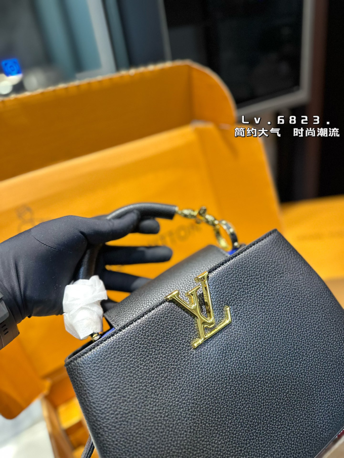 Louis new arrival Capucines monogram bag - Image 6