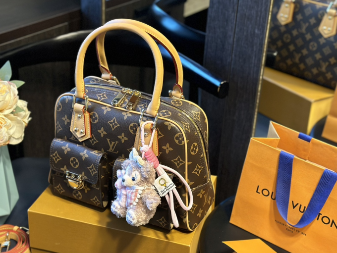 Louis new arrival Manhattan vintage bag size:30 * 20cm - Image 2