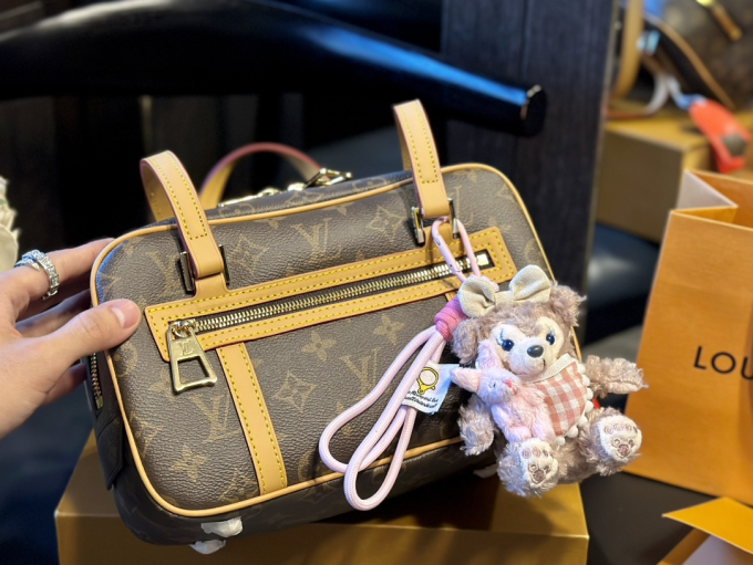 Louis new arrival vintage bag size: 25 * 15cm - Image 2