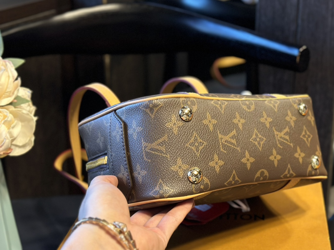 Louis new arrival vintage bag size: 25 * 15cm - Image 7