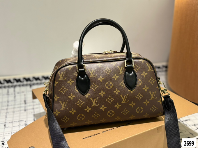 Louis new arrival tote bag size: 30*16 cm - Image 4